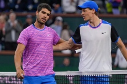 Sinner - Alcaraz vững vàng, top 10 đơn nữ biến động (Bảng xếp hạng tennis 4/8)