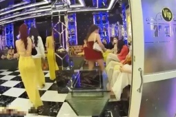 TP.HCM: Hàng nghìn thành viên của các nhóm kín trao đổi, ngã giá... cho việc  " tới Z " 