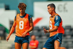 Ronaldo  &  Felix gây thất vọng, Al Nassr thua ê chề đội bóng nhỏ bé
