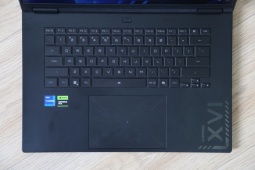 Laptop chuyên game với loạt công nghệ từ Nvidia, pin sạc nhanh