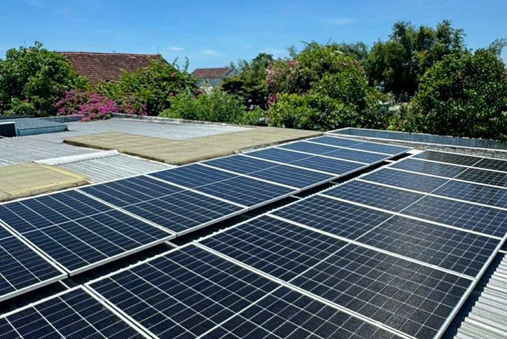 Các tấm pin năng lượng mặt trời có thể duy trì hiệu suất cao trong suốt 20 năm.