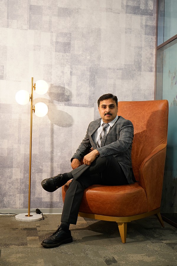 AI – "Chìa khóa vàng” thúc đẩy ngành sản xuất thông minh tại Việt Nam 1 Ông Rahul Inamdar – Phó Chủ tịch Kinh doanh khu vực Đông Nam Á và Châu Đại Dương của Dormer Pramet