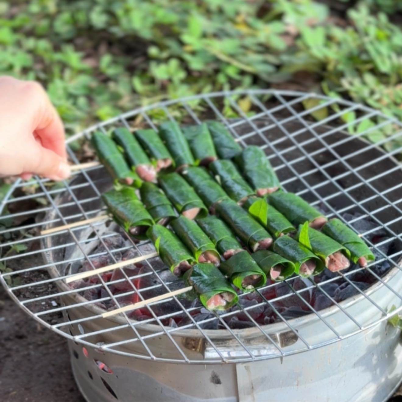 Nướng than hồng là chuẩn vị ngon nhất.