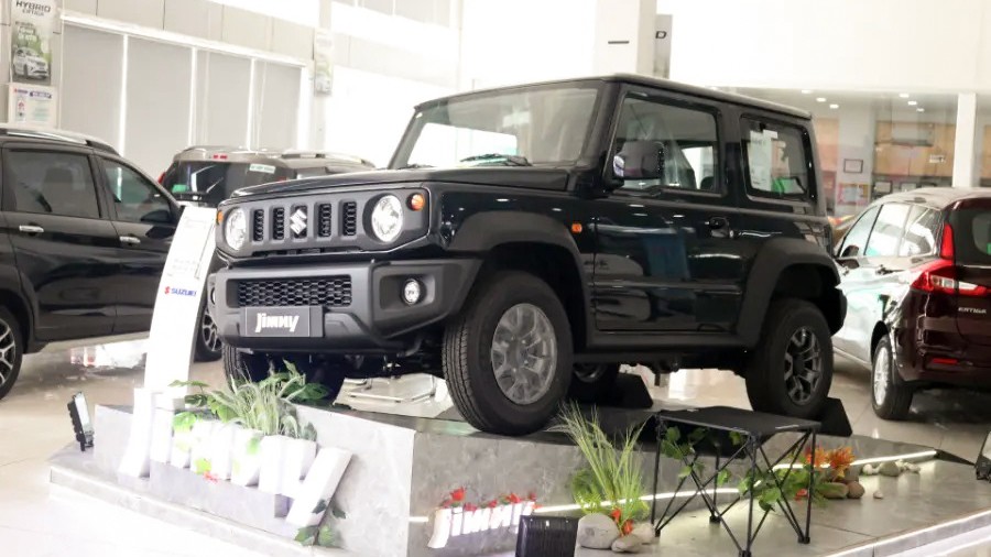 Suzuki giảm giá mạnh dòng xe Jimny lý do vì sao? - 2