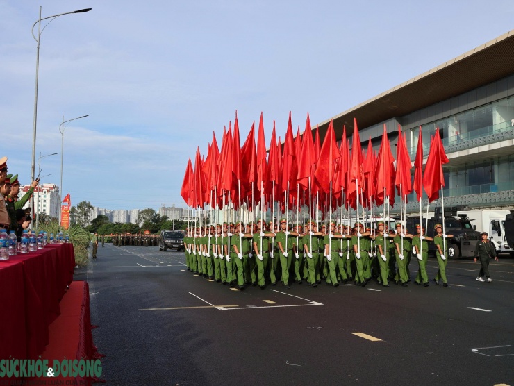 Hà Nội chuẩn bị diễu hành quy mô lớn vào cuối tuần này - 2