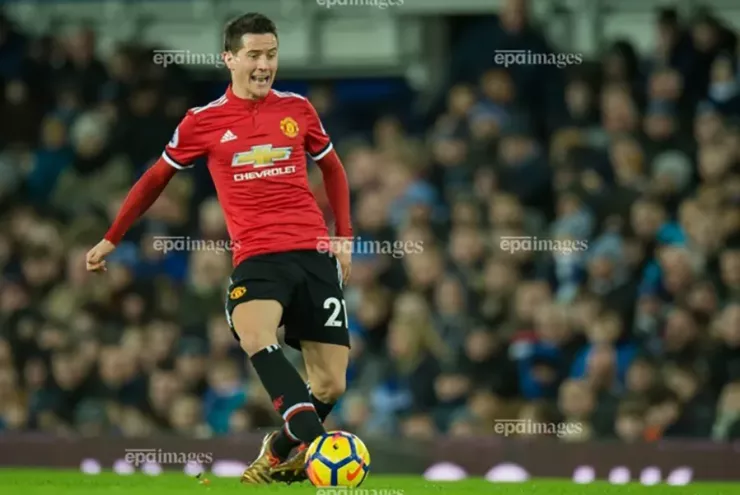 Vụ chuyển nhượng của MU bất ngờ đổ vỡ vì chuỗi sự kiện kỳ lạ. Trong ảnh Herrera thời còn chơi cho MU. ẢNH: EPA