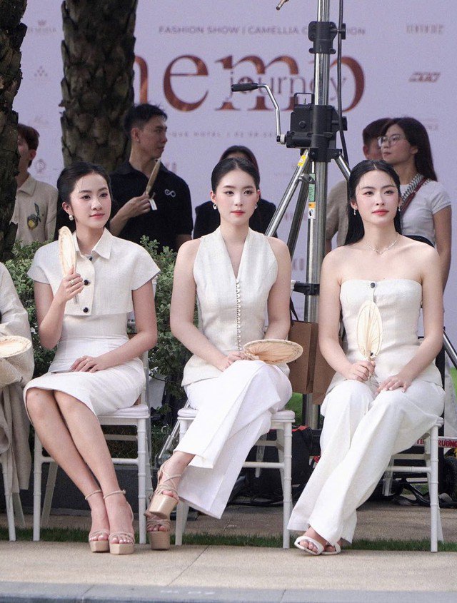 Á hậu Vân Nhi bày tỏ sẽ luôn nỗ lực để xứng đáng với chiếc vương miện danh dự và tình yêu thương mà mọi người đã trao.
