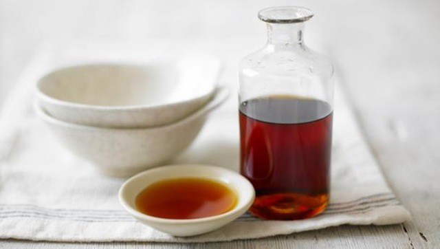 Nước mắm còn thừa có cần bảo quản trong tủ lạnh không? Câu trả lời khiến nhiều người bất ngờ - 4