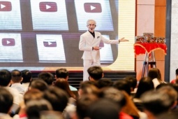 Kinh doanh - Sở hữu kênh YouTube hơn 45 triệu người đăng ký, 9X Bắc Ninh có thể kiếm được bao nhiêu tiền?