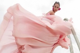 Vietnam ' s Next Top Model bị chê vì bộ ảnh sơ sài