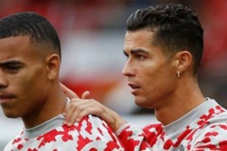 Ronaldo muốn Al-Nassr chiêu mộ Greenwood, Man United hưởng lợi