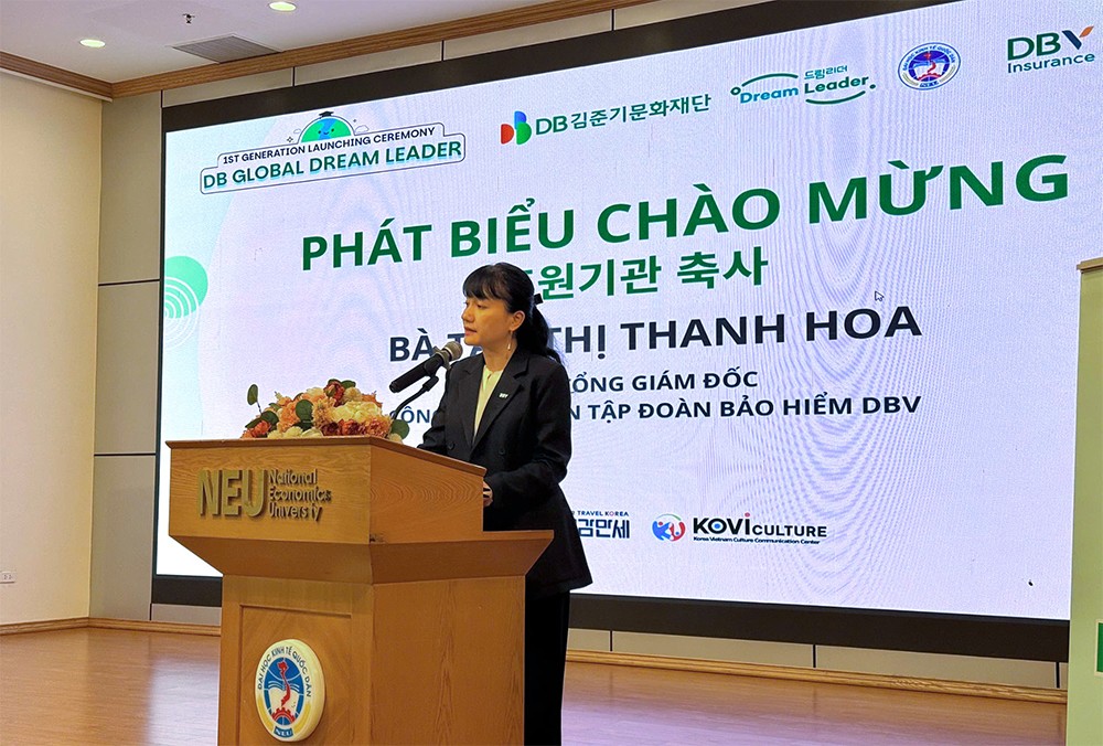 Bà Tào Thị Thanh Hoa Phó Tổng giám đốc DBV phát biểu tại buổi Lễ Khởi động