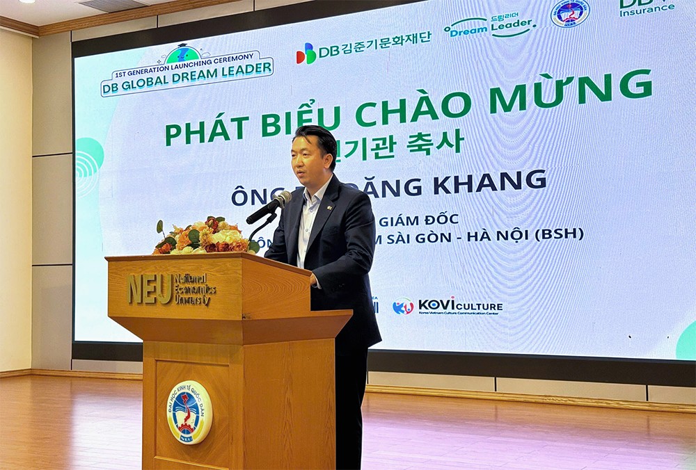 Ông Đỗ Đăng Khang - Phó Tổng Giám đốc BSH chia sẻ tại buổi lễ