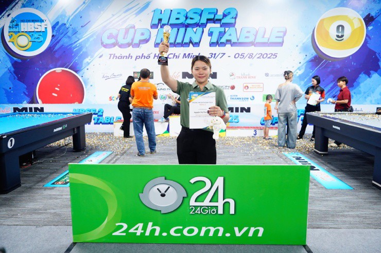 Nguyễn Thị Thu Hiền vô địch Carom 3 băng nữ