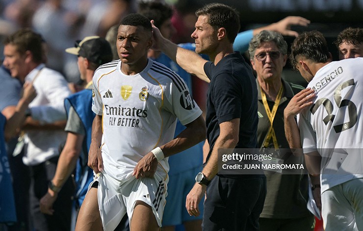 Real Madrid không được hoãn trận mở màn La Liga mùa giải mới với&nbsp;Osasuna