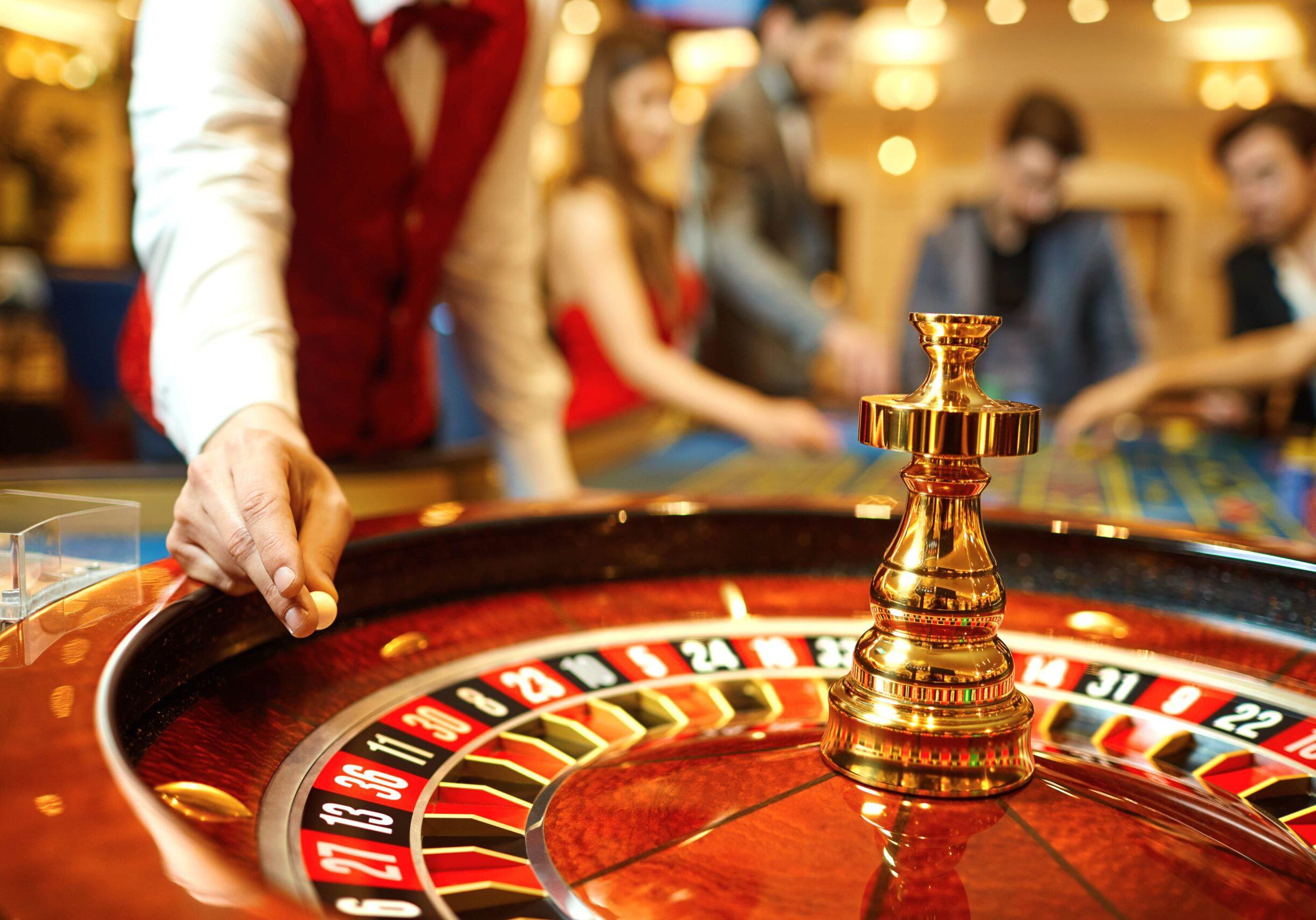 Bộ Tài chính đề xuất tăng giá vé cho người Việt vào chơi casino lên 2,5 triệu đồng/ngày hoặc 50 triệu đồng/tháng, gấp 2-2,5 lần mức hiện tại. Ảnh minh họa