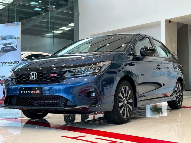 Tầm tiền 400-500 triệu đồng, chọn mua Honda City hay Mazda2? - 2