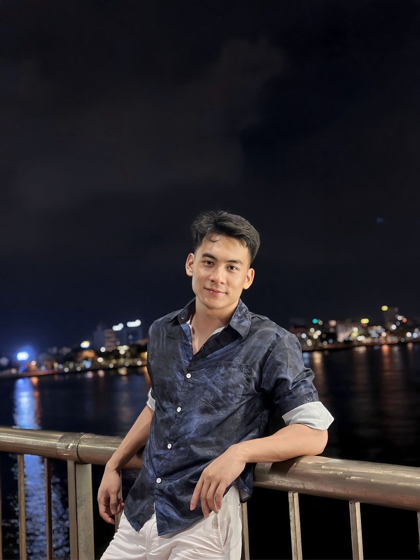 Chàng cảnh vệ gây sốt cõi mạng sau màn trình diễn nghiệp vụ, hóa ra là "người quen" - 5