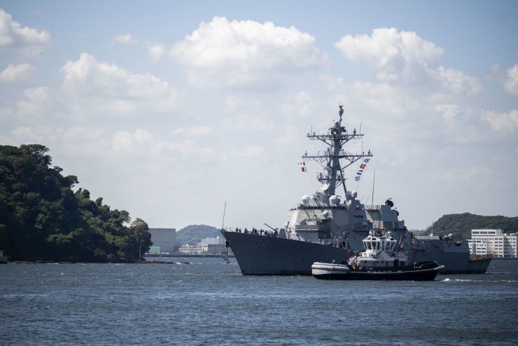 Khu trục hạm lớp Arleigh Burke USS Ralph Johnson trở về Yokosuka - Nhật Bản, vào ngày 31-7. Ảnh: Hải quân Mỹ