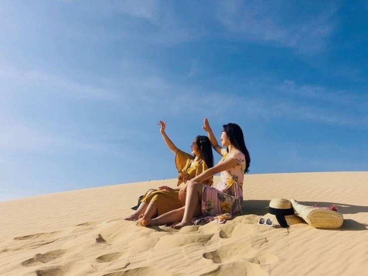 Đồi cát Phương Mai, một tiểu sa mạc vàng óng giữa lòng Gia Lai. Ảnh VinWonders