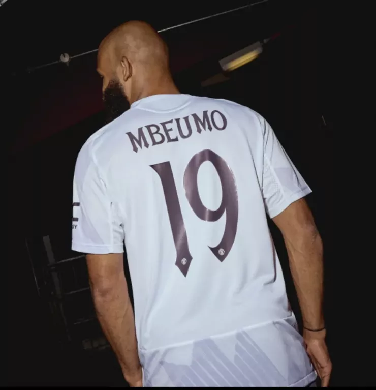 Manchester United hy vọng Mbeumo sẽ tỏa sáng rực rỡ. ẢNH: MANCHESTER UNITED