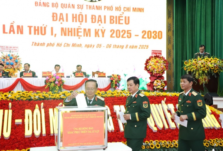 Tại đại hội, hưởng ứng lời kêu gọi của Trung ương Đảng, Chính phủ và Mặt trận Tổ quốc Việt Nam, các đại biểu đã cùng quyên góp ủng hộ đồng bào bị thiệt hại do cơn bão số 3 gây ra ở miền Trung, thể hiện tinh thần “nhường cơm, sẻ áo”, “Lá lành đùm lá rách, lá rách ít đùm lá rách nhiều”.