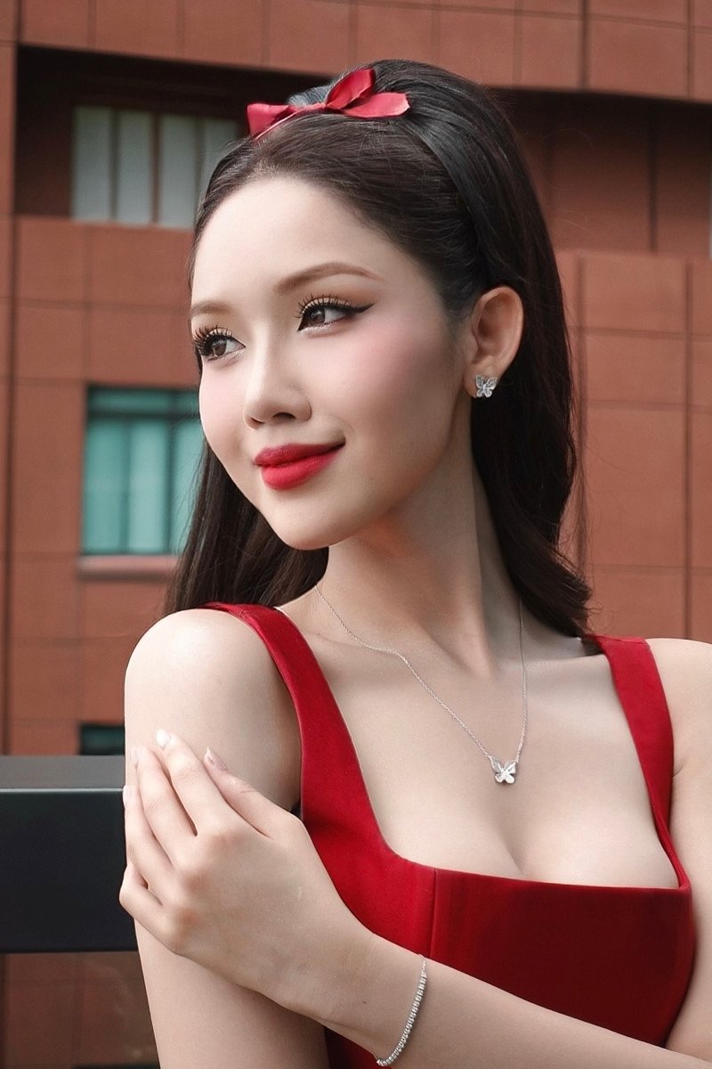 Hoa hậu Đỗ Nhật Hà sốc và hụt hẫng vì scandal của hoa hậu Thùy Tiên - 12
