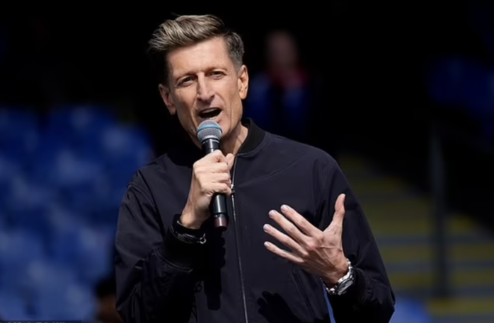 Chủ tịch CLB Crystal Palace, Steve Parish, thề "chiến đấu đến cùng" vì công lý