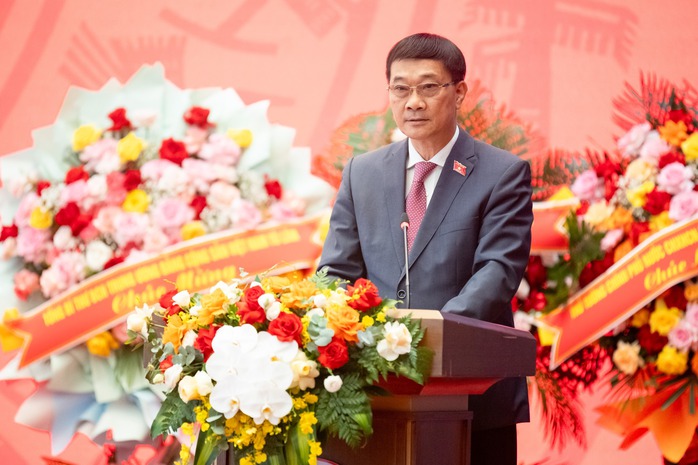 Phó chủ tịch Quốc hội Vũ Hồng Thanh phát biểu. Ảnh: Phạm Thắng