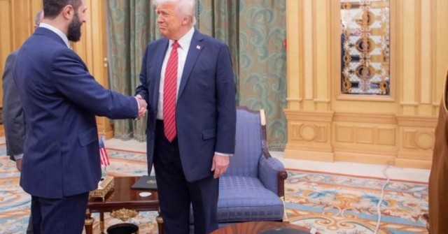 Quốc gia bị ông Trump áp thuế cao nhất thế giới...