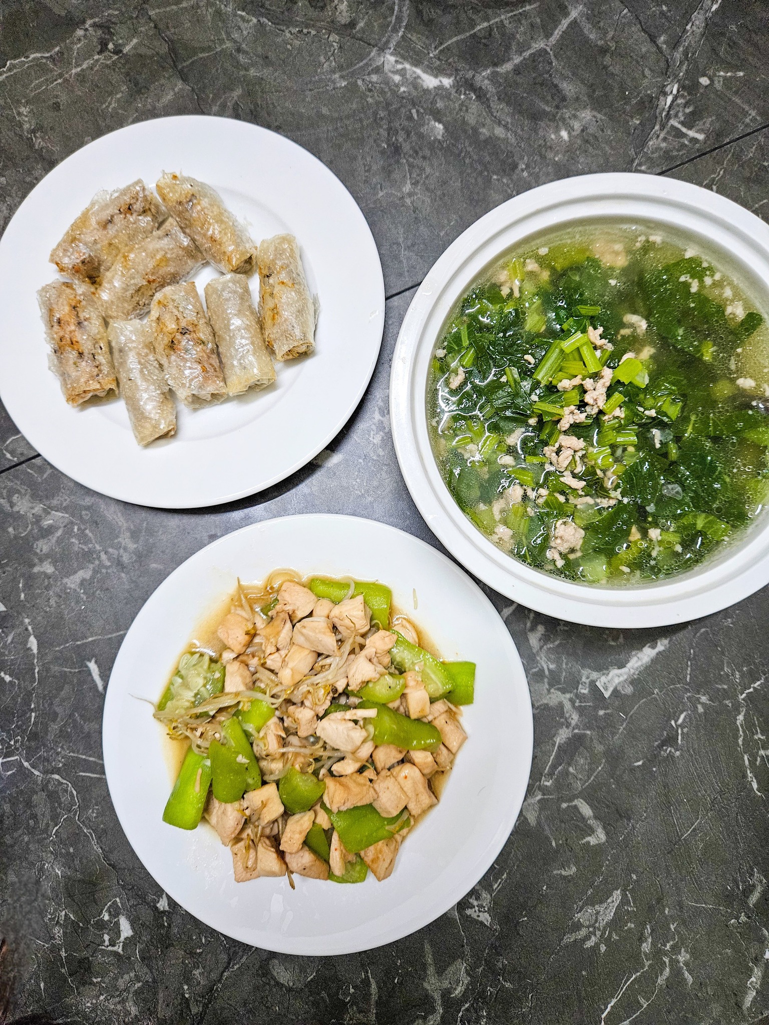 Nem hải sản - Ức gà xào giá và mướp - Canh cải thịt băm