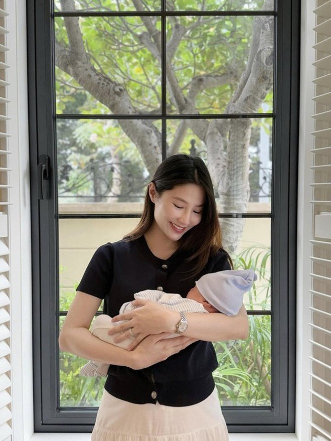 Diễm My 9X làm dâu hào môn của gia tộc kín tiếng, sống đời thượng lưu nhưng không phô trương - 6