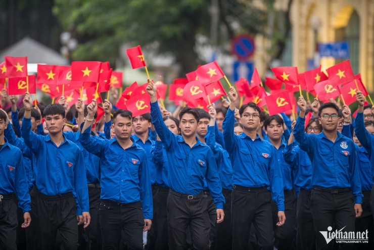 Công an Hà Nội tổng duyệt &#39;Ngày hội vì Thủ đô bình yên&#39; lúc tờ mờ sáng - 10