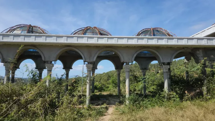 Dự án Sài Gòn Đại Ninh hoang tàn. Ảnh VT.