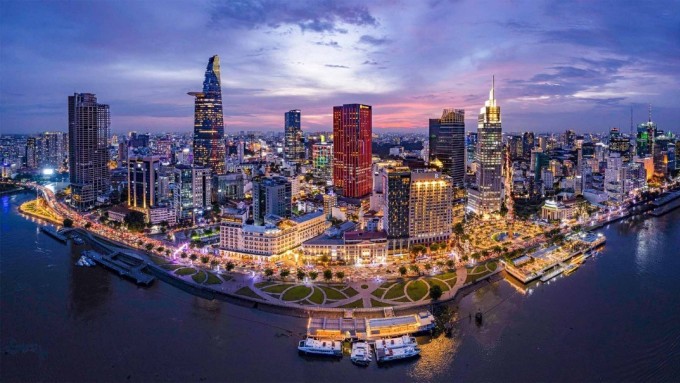 TP HCM ghi điểm ở năng lượng đô thị, trải nghiệm ẩm thực đường phố và đời sống đêm sôi động.