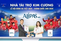 Alipas cùng “biệt đội” huyền thoại Manchester Reds khẳng định bản lĩnh nam giới hiện đại