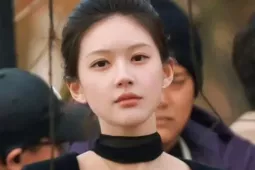 Triệu Lộ Tư vạch trần mặt tối ngành giải trí