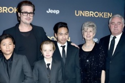 Mẹ Brad Pitt qua đời