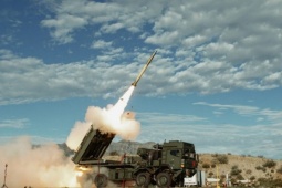 Biết gì về GMARS - pháo phản lực Mỹ-Đức có sức mạnh gấp đôi HIMARS vừa được khai hỏa thành công?