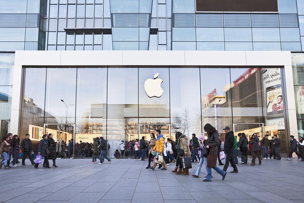 Cổ phiếu của Apple tăng hơn 3% lên khoảng 210 USD&nbsp;sau khi khoản đầu tư mới nhất của công ty vào Hoa Kỳ được báo cáo lần đầu.&nbsp;