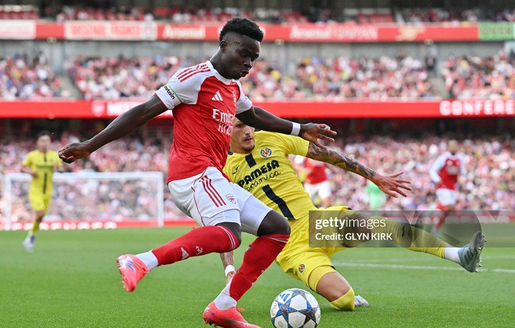 Các đợt lên bóng của Arsenal phụ thuộc vào sự đột biến của Saka