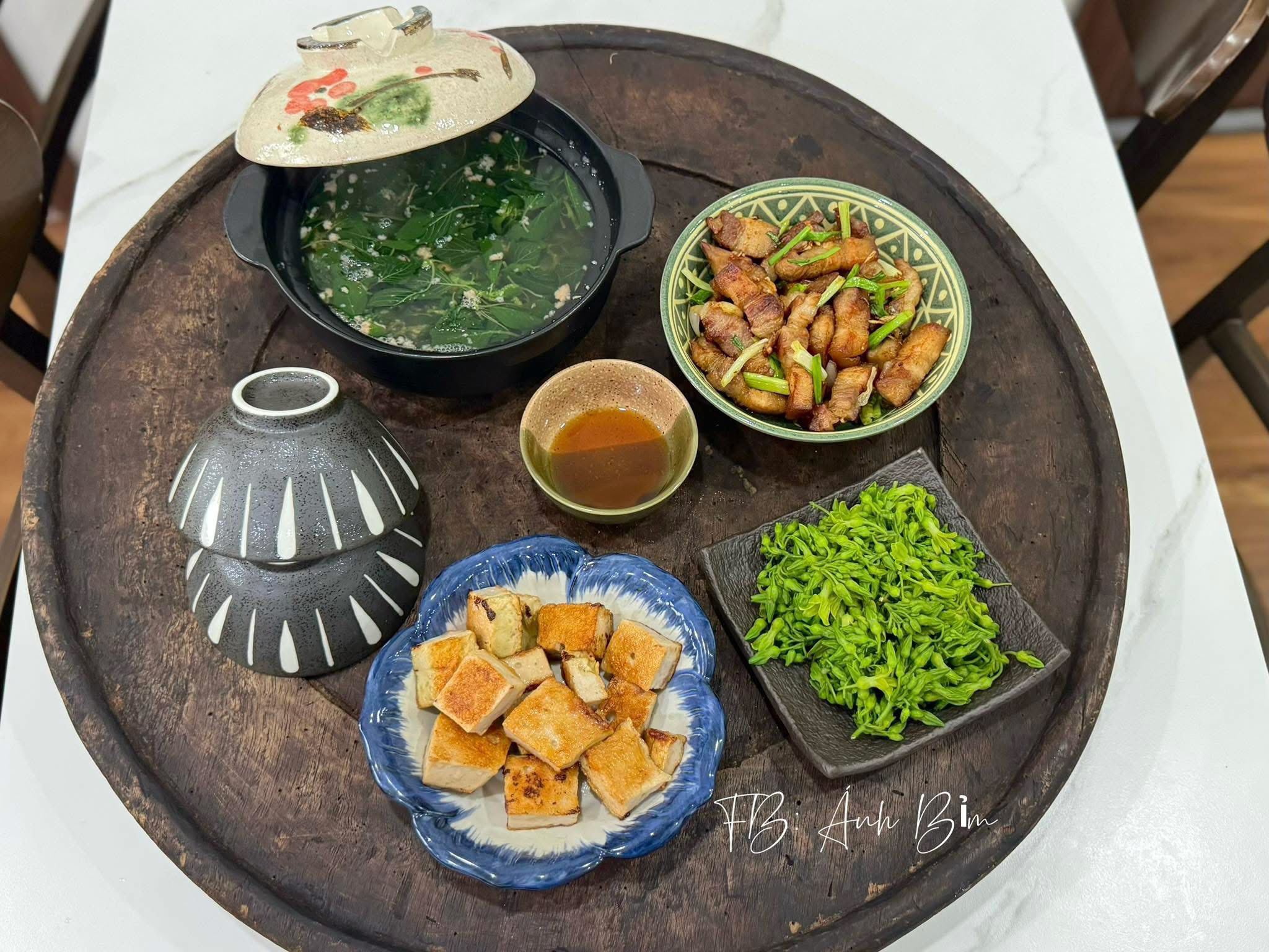 Giò lụa rán - Hoa thiên lý luộc - Thịt ba chỉ rang