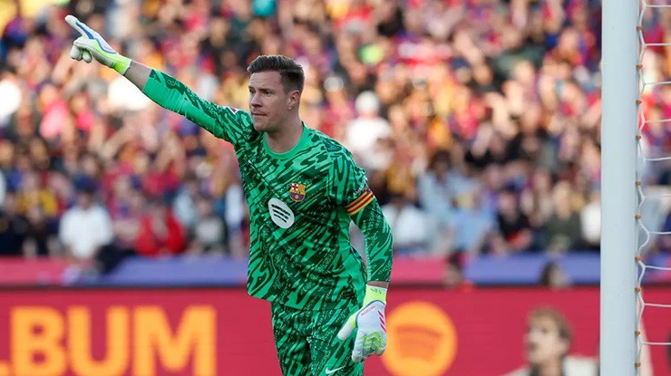 Mối căng thẳng giữa Barcelona và Ter Stegen đã bước sang giai đoạn mới