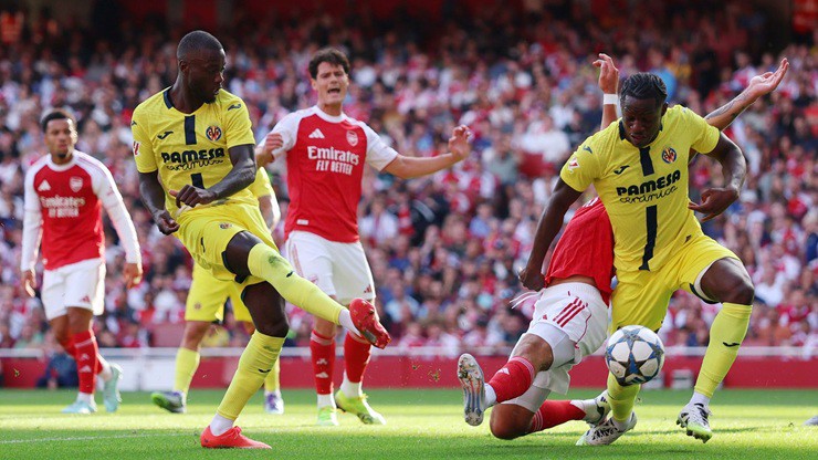 Pepe ghi bàn mở tỷ số cho Villarreal khi trở về Emirates