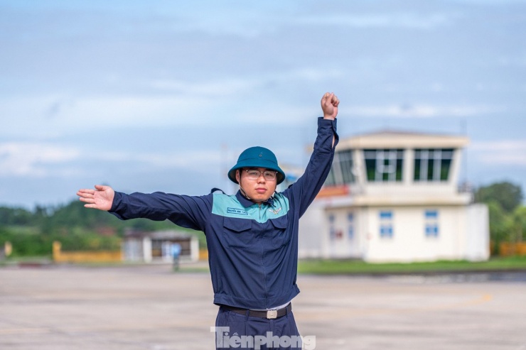 Một ngày huấn luyện của đội hình máy bay chiến đấu tham gia sự kiện A80 - 11