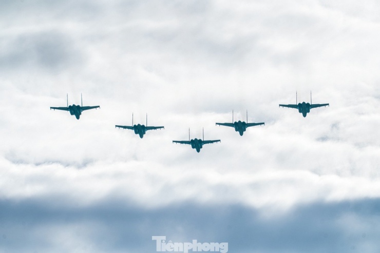 Một ngày huấn luyện của đội hình máy bay chiến đấu tham gia sự kiện A80 - 19