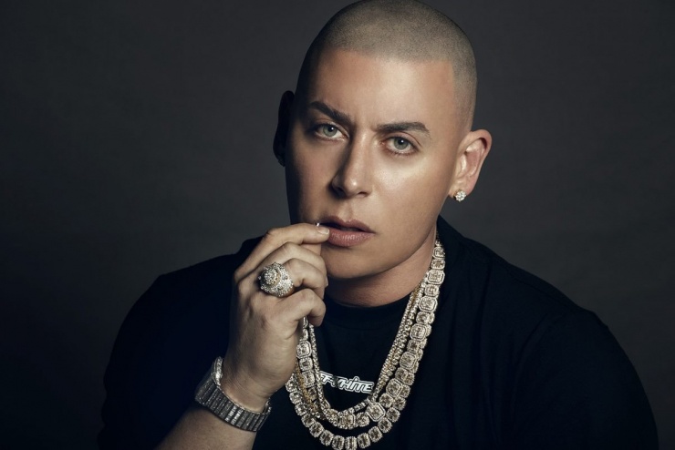 Nam ca sĩ Cosculluela.