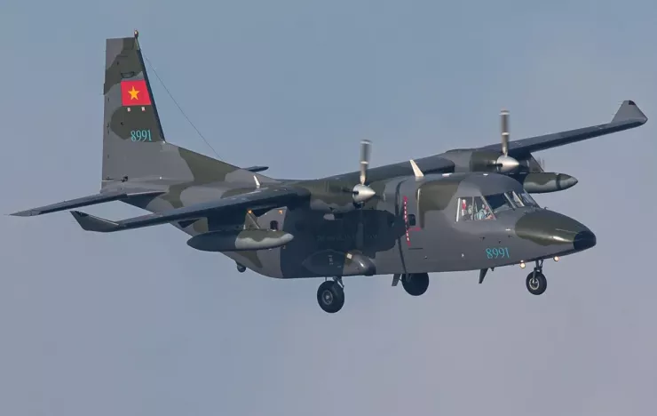 Máy bay vận tải diễn tập trên bầu trời Hà Nội cho sự kiện A80 - 8