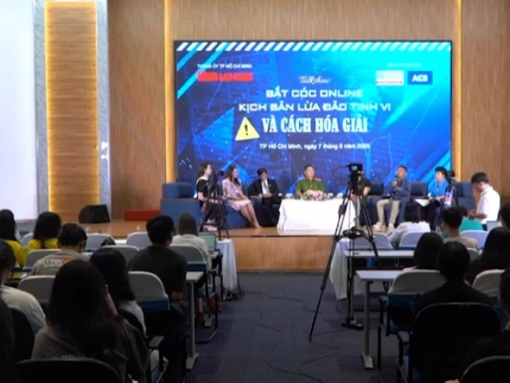 Cách hóa giải khi người thân bị "bắt cóc online"