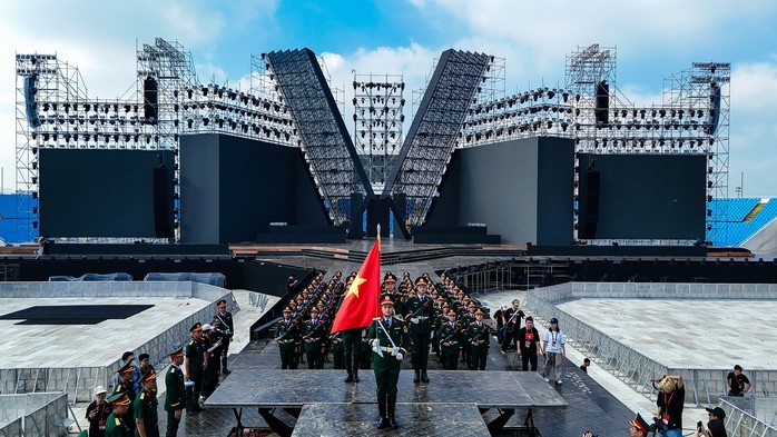 Sáng 8-8, 68 quân nhân đang tích cực luyện tập